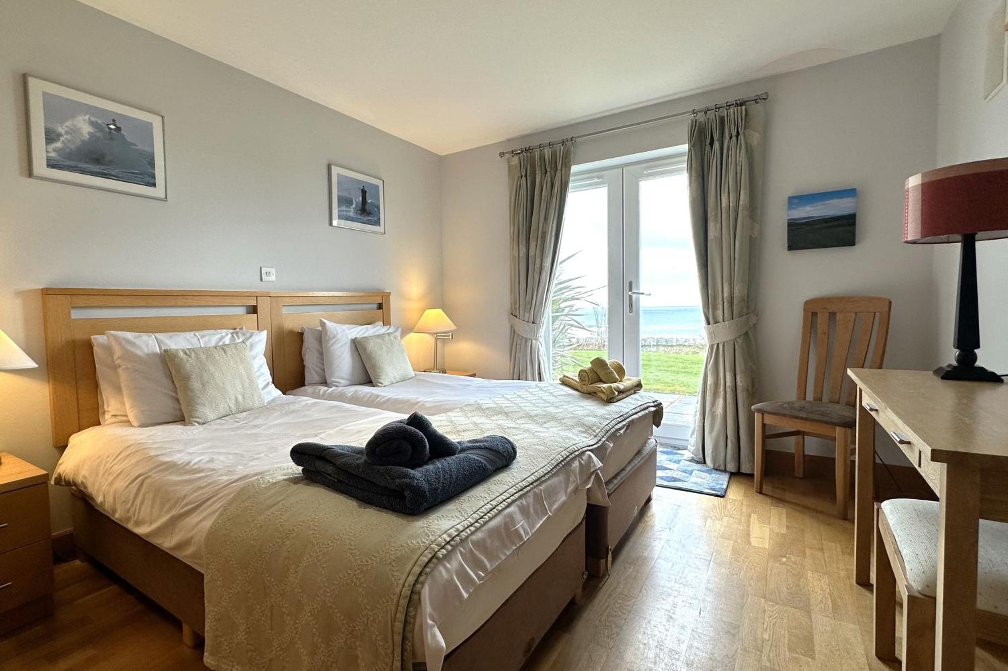 No2 The Links Apartment, Brora Exterior photo